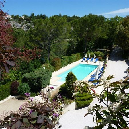 Residence Les Ecureuils Gréoux-les-Bains Екстериор снимка