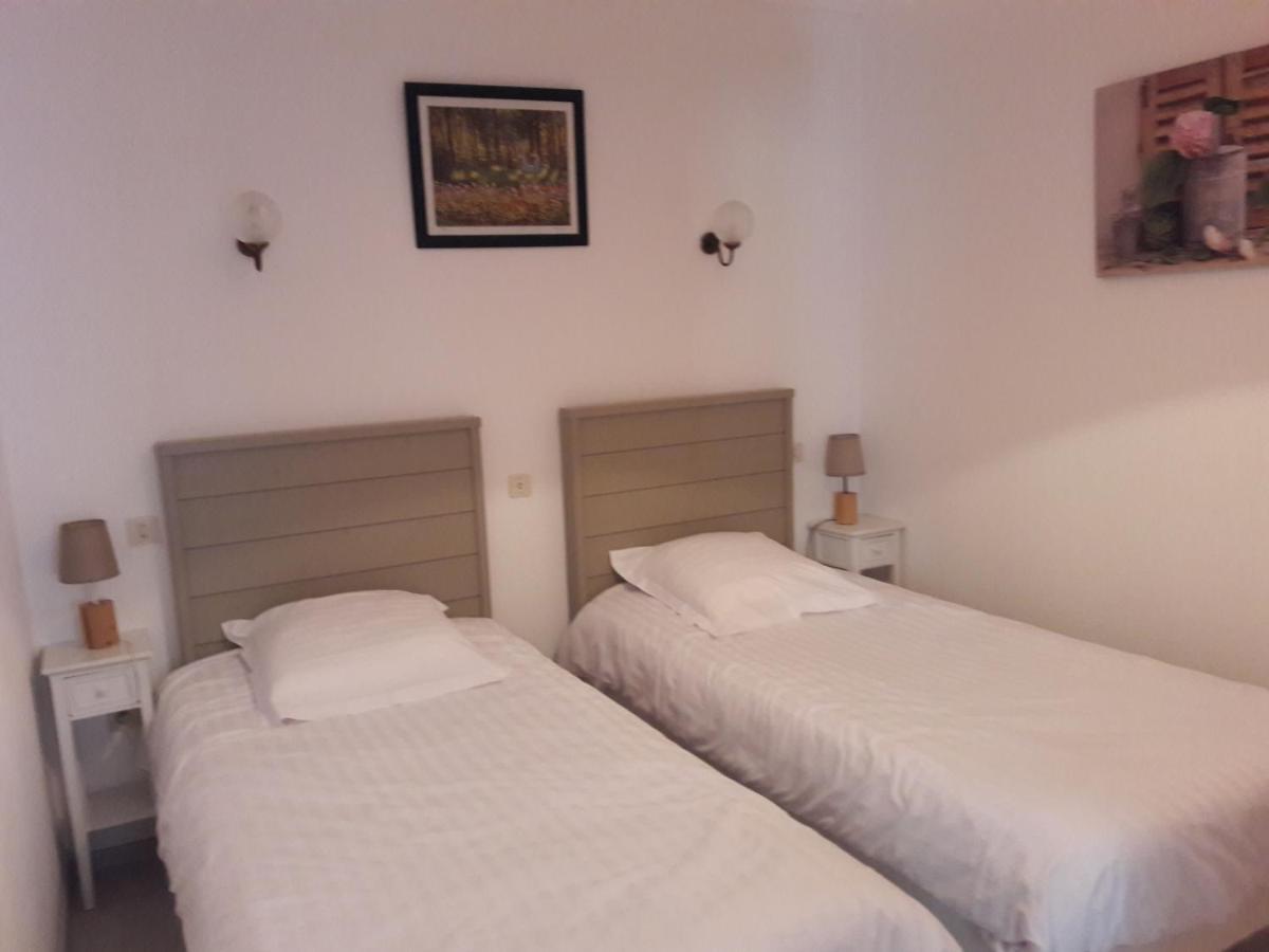 Residence Les Ecureuils Gréoux-les-Bains Екстериор снимка