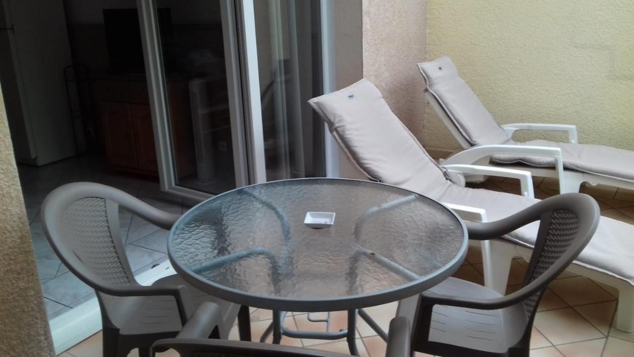 Residence Les Ecureuils Gréoux-les-Bains Екстериор снимка