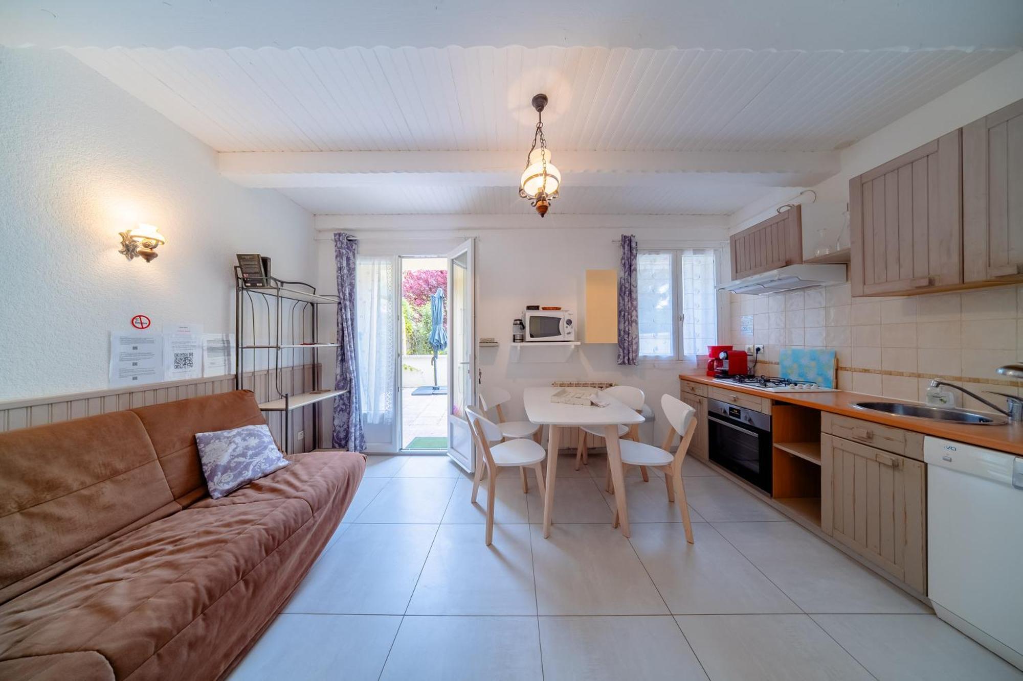 Residence Les Ecureuils Gréoux-les-Bains Екстериор снимка