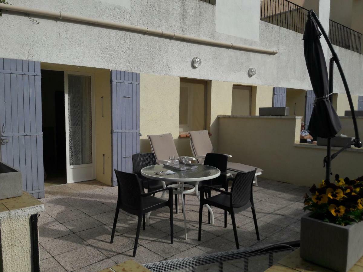 Residence Les Ecureuils Gréoux-les-Bains Екстериор снимка